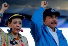 Daniel Ortega y su esposa, Rosario Murillo, que pasará de vicepresidenta a copresidenta. Foto: BBC