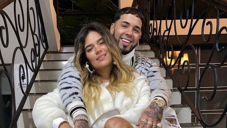 Karol G, Anuel AA, Redes Sociales Foto: Archivo
