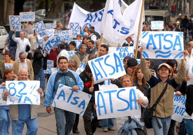 ATSA acordó el nuevo convenio colectivo con el Gobierno provincial. Foto: Nacho Gaffuri / MDZ ATSA acordó el nuevo convenio colectivo con el Gobierno provincial. Foto: Nacho Gaffuri / MDZ