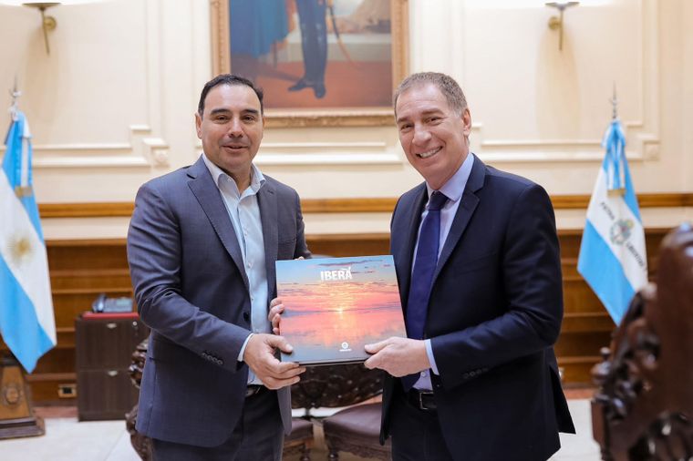 Diego Santilli con Gustavo Valdés en la gobernación de Corrientes. Diego Santilli con Gustavo Valdés en la gobernación de Corrientes.