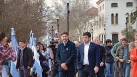 Leonel Chiarella, el nuevo candidato tapado a presidir la UCR, junto al gobernador santafecino Maximiliano Pullaro.