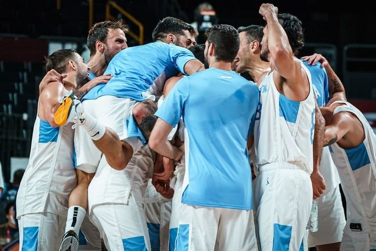 Esta noche el debut será ante Paraguay. Foto: CAB