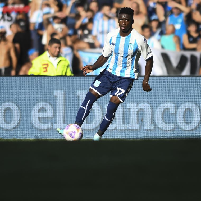 Johan Carbonero se lesionó los ligamentos cruzados