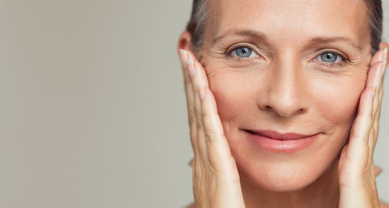 El sol es el principal factor de envejecimiento de la piel y previniendo sus efectos estamos proporcionando el 80% de los cuidados necesarios para cuidar la piel del rostro. Foto: Haute Living