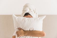 La almohada quedará reluciente. Fuente: Freepik.