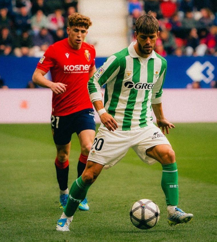Lo Celso volvió a jugar en Betis: jugó los últimos 15' ante Osasuna. Lo Celso volvió a jugar en Betis: jugó los últimos 15' ante Osasuna.