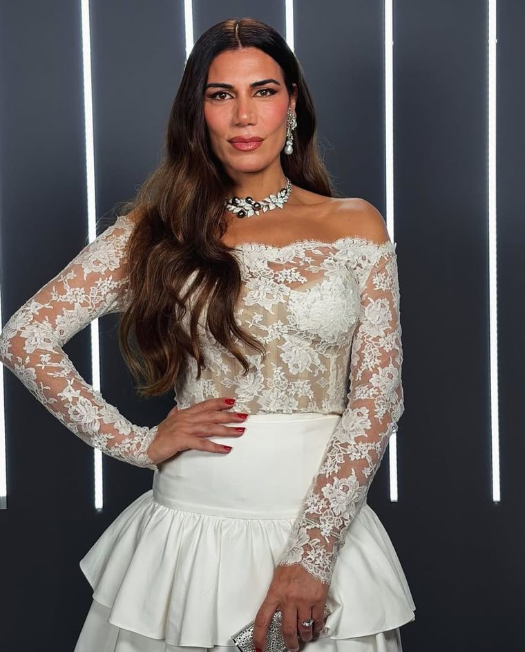 El look blanco de Flor de la V. El look blanco de Flor de la V.