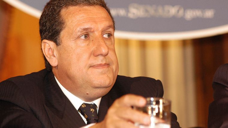 El expresidente Ramón Puerta irá por una banca en Diputados.