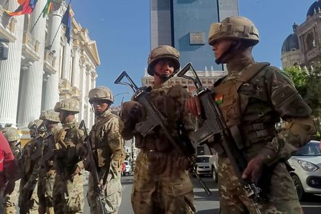El Gobierno de Bolivia desplegará sus militares ante las protestas sociales. Foto Efe El Gobierno de Bolivia desplegará sus militares ante las protestas sociales. Foto Efe