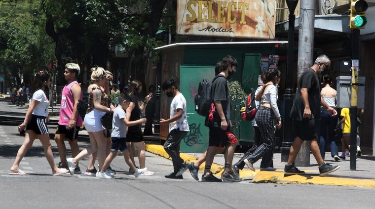 Según estudios, los argentinos no tienen buenas expectativas en relación al futuro de Argentina. Foto: ALF PONCE MERCADO / MDZ