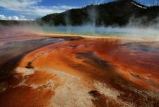 La Gran Fuente Prismática en el Parque Nacional de Yellowstone (EE.UU.), el 22 de junio de 2011.