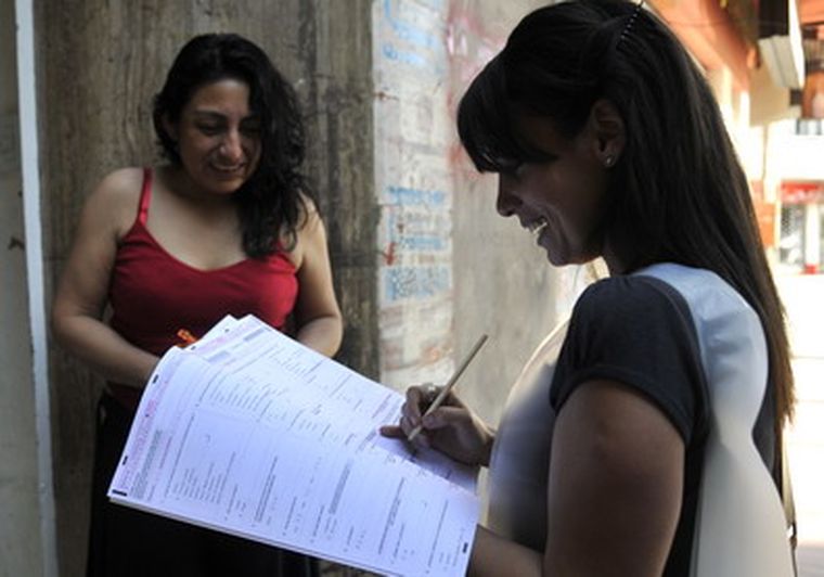 Los censistas confirmaron el impacto que tuvo la noticia de Kirchner. Foto: Pachy Reynoso/MDZ