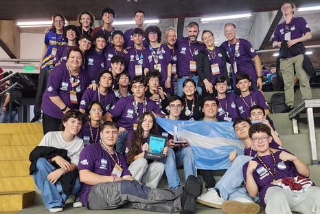 El Colegio Edison ganó el premio Rising All-Star en las clasificatorias del Mundial de Robótica. Foto: Gentileza El Colegio Edison ganó el premio Rising All-Star en las clasificatorias del Mundial de Robótica. Foto: Gentileza