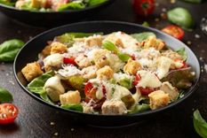 Crutones caseros para acompañar tu ensalada Foto: Shutterstock
