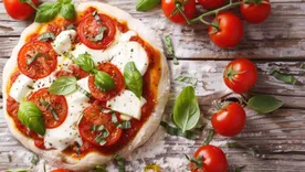 Prepará la pizza caprese más rica. Prepará la pizza caprese más rica.