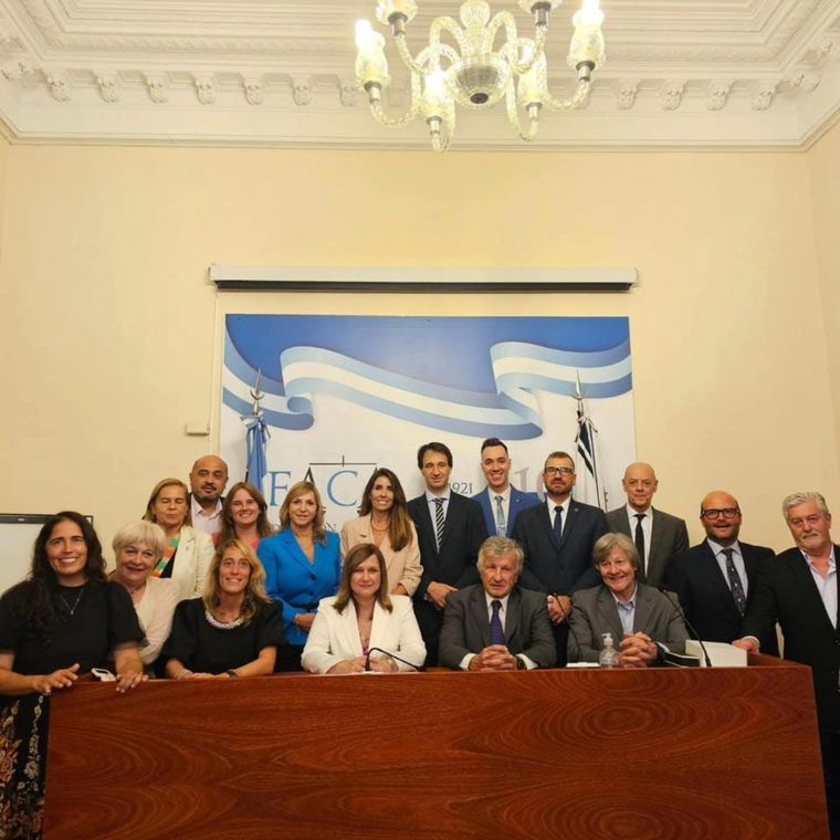 La nueva Comisión Directiva de la entidad Foto: Gentileza: FACA