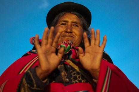 Los aymara habitan los territorios que hoy son llamados Perú, Bolivia y Chile. Los aymara habitan los territorios que hoy son llamados Perú, Bolivia y Chile.