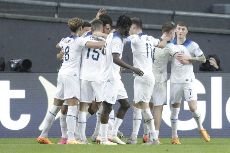 Inglaterra vence a Uruguay. Foto: EFE