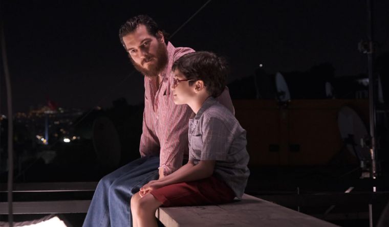 NETFLIX. Vidas de papel.