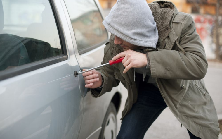 Según un informe privado, las horas de la tarde son las más críticas para el robo de vehículo ya que se ese período se concentra la mayor cantidad de casos Foto: X
