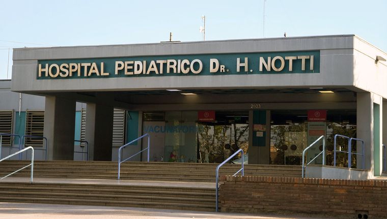 Infectóloga del Hospital Humberto Notti sobre el dengue, la vacuna y qué hacer si las y los chicos presentan síntomas antes o después de la fiebre. Foto: Santiago Tagua/MDZ