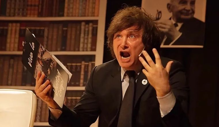 Javier Milei explicó por qué la dolarización es la única salida para el cepo