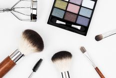Prueba esta sombra para ojos casera, sencilla y económica. Foto: Pixabay - pixabay.com