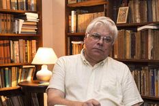 Luis Alberto Romero: Sarmiento en su tiempo y ahora, el país devenido corporativo y Hugo Moyano en la elite