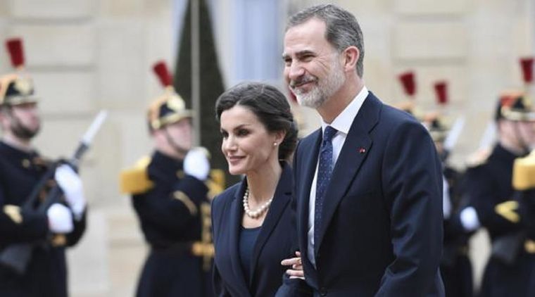Reina Letizia, rey Felipe VI Foto: Agencia EFE/EPA