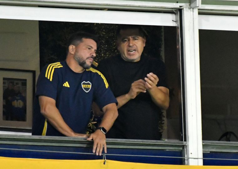 Juan Román Riquelme bajó al vestuario de Boca tras el empate ante Cruzeiro.