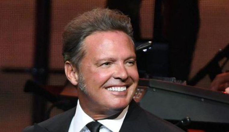 Foto: https://diariohoy.net/espectaculos/luis-miguel-en-su-mejor-momento-215764