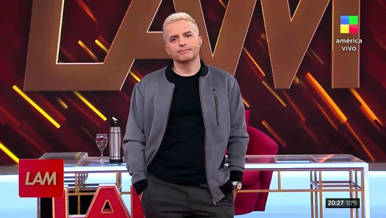 En Los Ángeles de la Mañana dieron detalles de la conflictiva situación que atravesaría el artista. Foto: Captura de pantalla Youtube América TV.