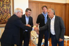 Alfredo Cornejo junto a representantes de Ferotec SA Alfredo Cornejo junto a representantes de Ferotec SA