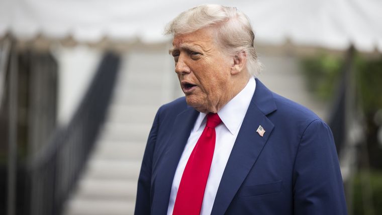 Presidente Trump en el g7.jpg