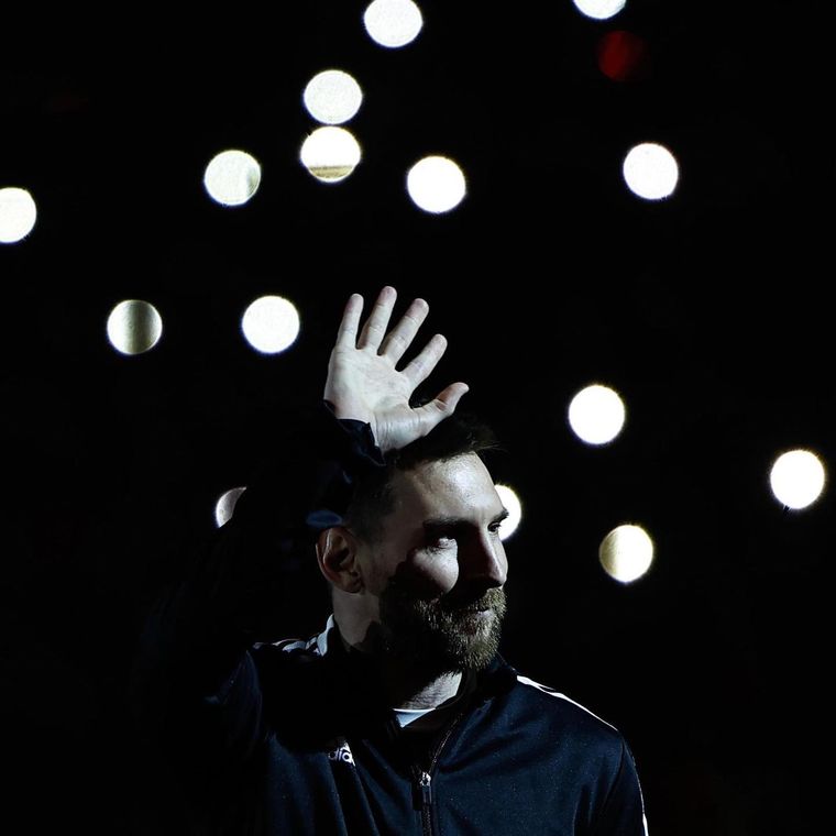 El mejor jugador del mundo participó de las despedidas de Maxi y Román durante el fin de semana. Foto: @leomessi