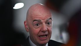 Gianni Infantino quedó en el centro de la polémica tras proponer el regreso de Rusia a competencias internacionales.