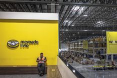 Mercado Libre despidió a empleados del sector UX, especialistas especularon reemplazo por la IA.