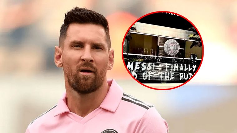 Messi recibió una repudiable bandera de los ultras del PSG en Miami