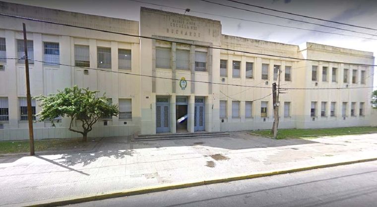 La escuela en la que sucedió el accidente