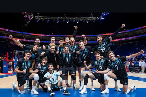 Argentina festejó por segunda vez consecutiva en la Liga de las Naciones de vóley. Argentina festejó por segunda vez consecutiva en la Liga de las Naciones de vóley.