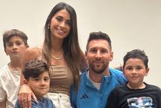 Thiago, Antonela, Ciro, Leo y Mateo. Los Messi.