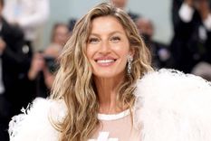 Gisele Bündchen tiene una hermana gemela que es igual de bella.