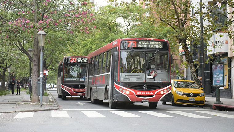 Con la nueva tarifa, el costo del boleto para una persona que realiza dos viajes por día se proyecta en 9600 pesos al mes. Foto: Municipalidad de Córdoba