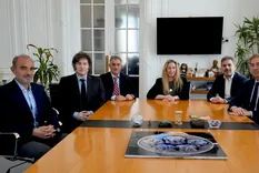Javier Milei con Cristian Ritondo y Diego Santilli, que fueron partes de la cena. Foto: Agencia Noticias Argentinas.