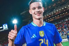 Bombazo: Valentín Carboni jugará en Racing. Foto: Twitter @gastonedul Bombazo: Valentín Carboni jugará en Racing. Foto: Twitter @gastonedul