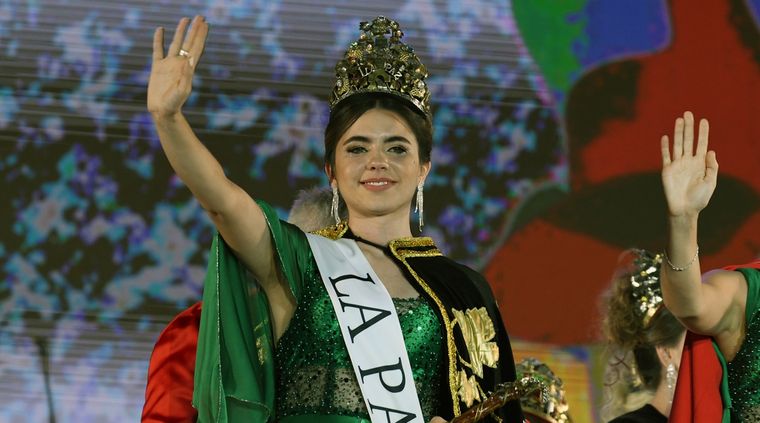 Ana Laura Verde, nueva soberana nacional. Foto: ALF PONCE/MDZ