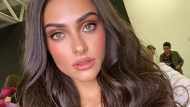 Renata Notni deslumbró con un clásico look playero.