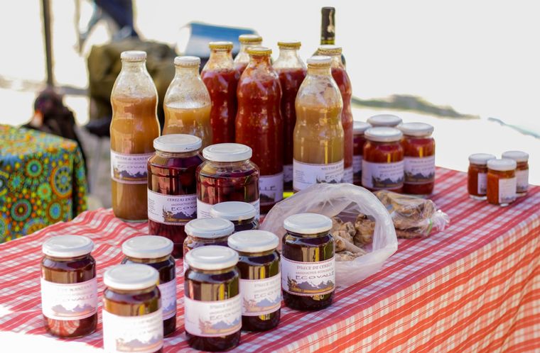 Se valora el contacto entre las personas que producen y quien consume. Foto: Bioferia de Mendoza