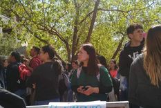 en medio de una protesta de alumnos, una universidad dio marcha atras con la aplicacion de un adicional