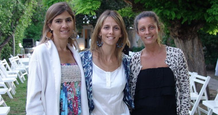 Anfitrionas de lujo: Angie Reyser, Natalia Falcioni y Soledad Pedrosa. Foto: MDZ